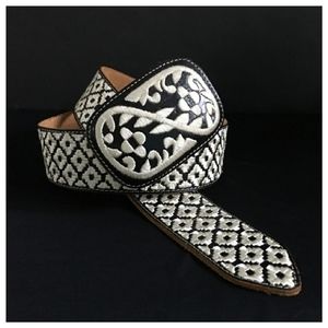 Neely Mack Woven Leather Belt - L